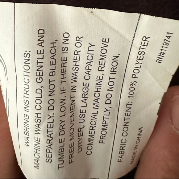 Luxe Faux Fur Ultra Soft Warm Plush Two-Sided Throw Blanket - Grey & Black - Picture 6 of 7